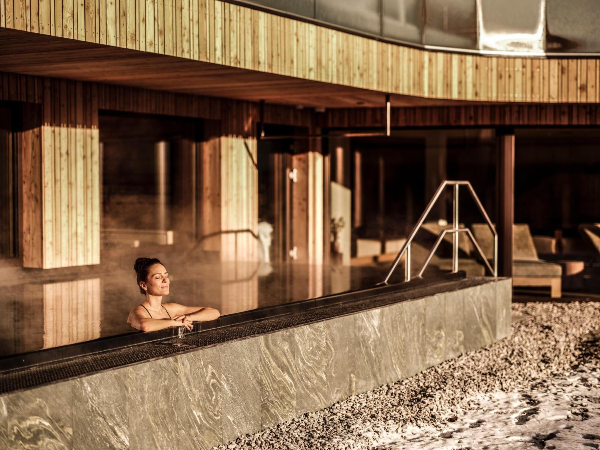 Spa & Naturhotel Outside Matrei in Osttirol Exteriör bild